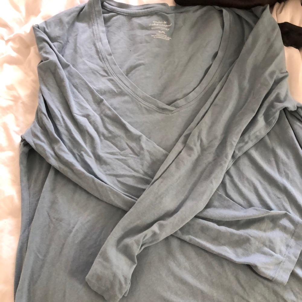Love sleeve Cotten v neck